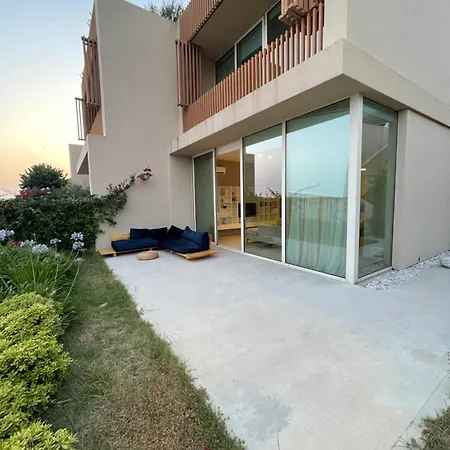 Villa Palase 95, Coast Village Himare