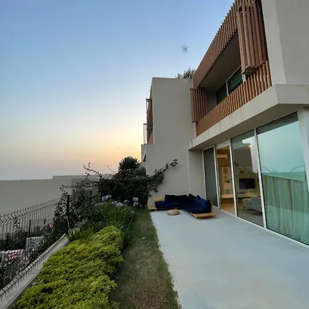 Palase 95, Coast Village Himare